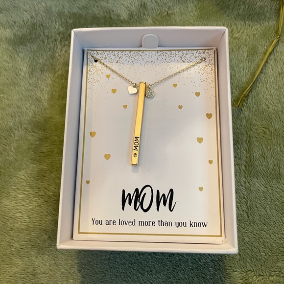 MOM 💝 Bar Necklace w tiny heart & flower by New Directions - Picture 2 of 10